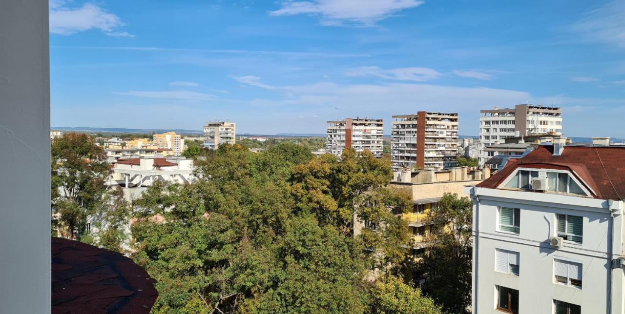 Boutique Apartment Jana Shumen Bagian luar foto